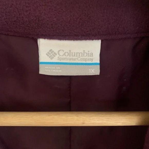 Lightweight Columbia Vest - Picture 2 of 9